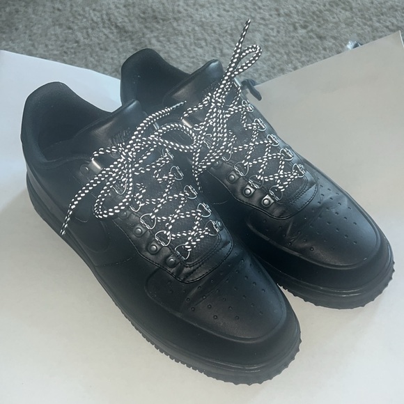 Nike boots - Picture 2 of 7